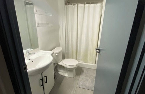 Waterloo Condominio | Brand new Two Bedrooms Condo