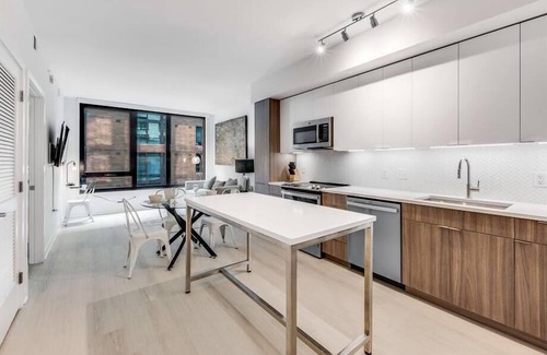 NoMa Apartamento | Brand New Upscale 1BR | Lux Amenities | Close to Sights