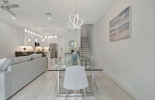 Rocky Point Casa | Brand New Waterfront Townhome Development in the Manatee Pocket! 3 BDR/2.5 Bath