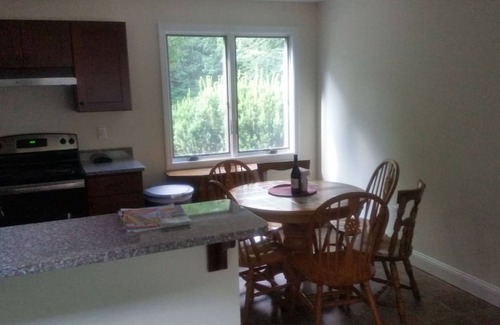 Intervale Casa | Brand New Woodland Pines Townhouse, NConway / Bartlett, 4 Bdr, Sleeps13 +, 8 + beds