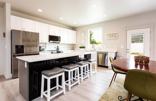 Kimberly Casa | Brand Spankin' New 4 bedroom home Sleeps 8 Pet friendly