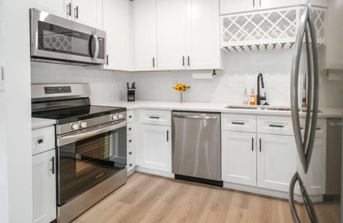 North Raleigh Casa | Brandyapple Retreat by Rather Be Properties