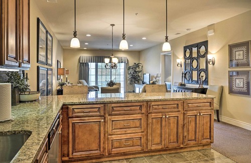 Branson Condominio | Branson Condo w/ Balcony, 3 Miles to Downtown