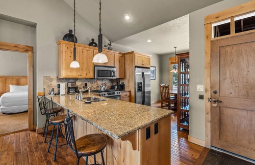 Powell Butte Cabina | Brasada Ranch | 2 King Suites | Beautiful Views