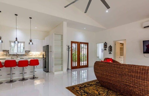 Brasilito Casa | Brasilito House and Apartment with Pool Sleeps 8