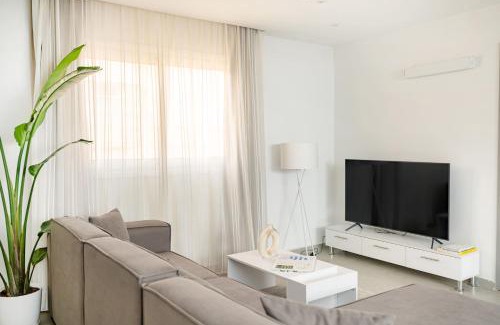 Al Haram Apartamento | Brassbell l By the Pyramids Near Grand Museum