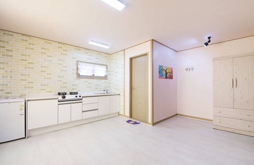 Namwon Casa | Brassica Flower Pension