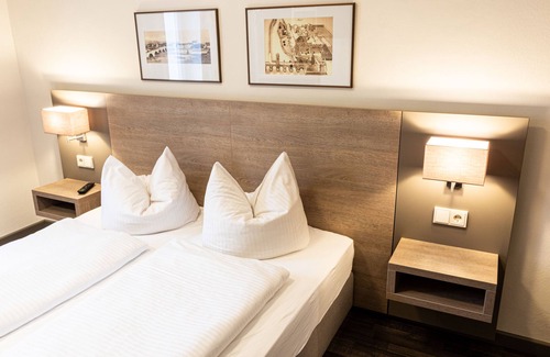 Old Town Hotel | Brauereigaststätte Spitalgarten