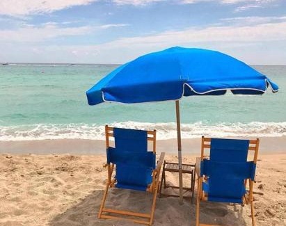 Palm Beach Shores Casa | Bravado Breeze
