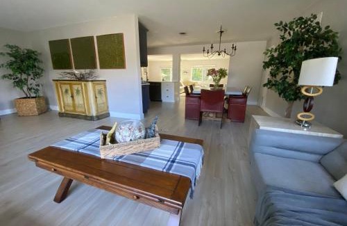 Palm Beach Shores Casa | Bravado Breeze