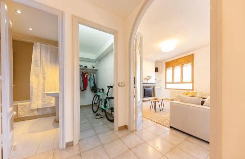 Eixample Apartamento | Bravissimo El Lleó, bright 4-bedroom apartment