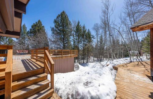 Teton Village Casa | Bray House - Ski-in Ski-out family home