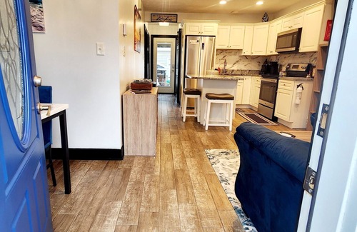 Somerset Casa | Brayton Point Beach Bungalow in Somerset Massachusetts