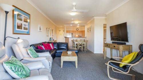 Yamba Casa | Breakers 2 - 6, 18 - 20 Pacific Parade