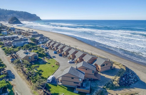 Neskowin Casa | Breakers Beach House #1