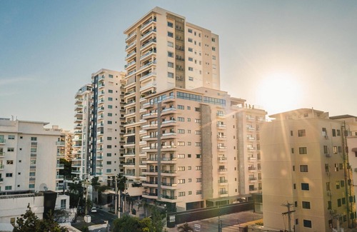 Downtown Santo Domingo Apartamento | Breakfast Included at Regatta Living 505