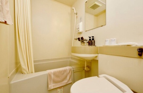 Minamimachi Hotel | Breakfast included Smoking allowed Twin ro / Kawasaki Kanagawa