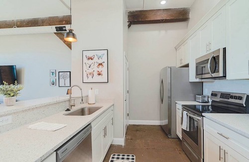 Newport News Apartamento | Breakfast Tiffany s Downtown Newport News