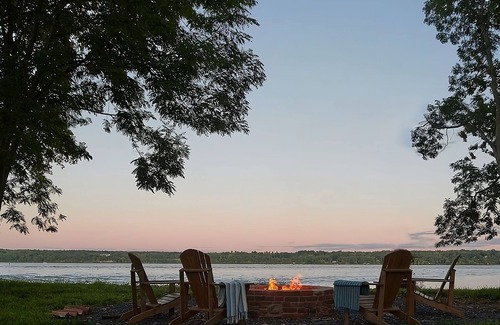 Kingston Cabina | Breath of Fresh Air! Pets Allowed, Near George H. Freer Memorial Beach