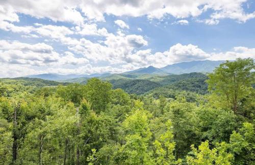 Gatlinburg Chalet De Esquí | Breath Taking Sunrise Views - Resort Amenities