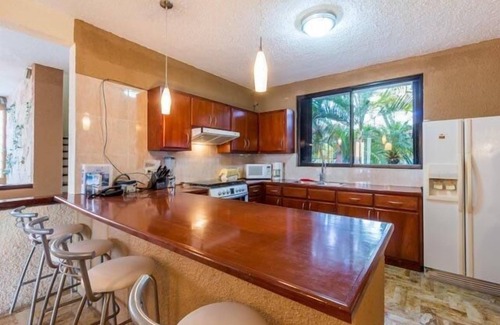 Zona Hotelera Norte Casa | Breathtaking Views, Bicycle to Town