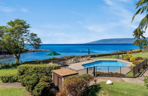 Napili Condominio | Breathtaking 1 Bed True Oceanfront Retreat Maui