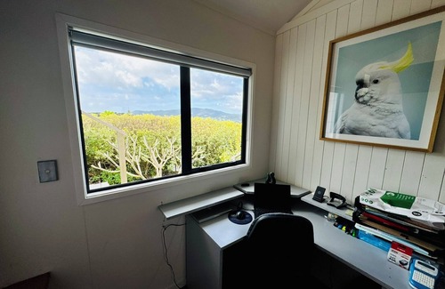 Cable Bay Casa | Breathtaking Bay Views | Walk to Coopers Beach