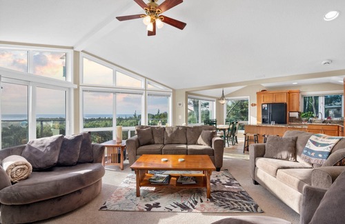 Rockaway Beach Casa | Great Deals on Summer Stays!