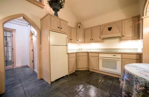 Bolton Landing Casa | Breathtaking Cottage Rental on Castle Grounds Overlooking Lake George