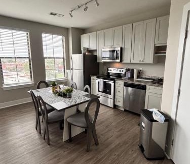 Castleberry Hill Apartamento | Breathtaking Dwntwn Luxury Views