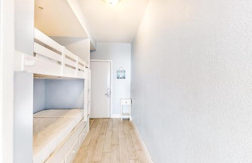 Panama City Beach Apartamento | Breathtaking gulf-front condo near Pier Park