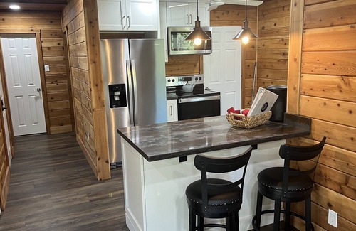 Lakehead Casa | Breathtaking Lakeview - Clean, Cozy, Deck, Kayaks - Shasta Lakeshore Retreat #9