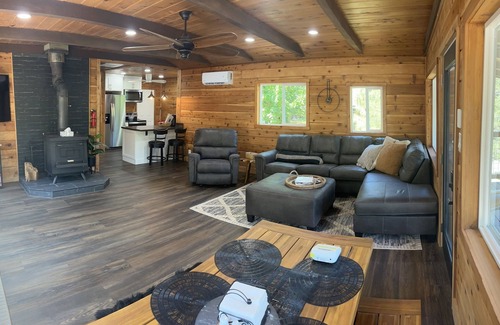 Lakehead Casa | Breathtaking Lakeview - Clean, Cozy, Deck, Kayaks - Shasta Lakeshore Retreat #9