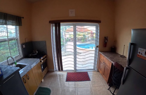 IronShore Estates Cabaña | Breathtaking Luxury cottage in Ironshore with AC, WiFi, Home Theater & Much more