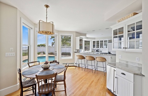 Kennebunk Casa | Breathtaking Ocean Front Home With Pool