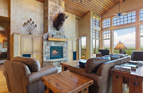 Tetonia Casa | Breathtaking River Rim Ranch