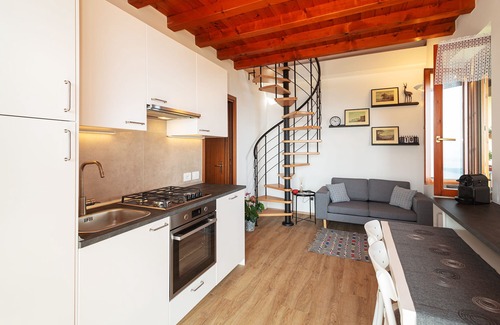Levo Casa | Acogedora casa de campo, rodeada de naturaleza con una vista única del lago Maggiore
