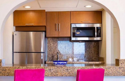 Jimenez Condominio | Breathtaking Views: 1 Bedroom Suite with Kitchen at Villa del Palmar Resort