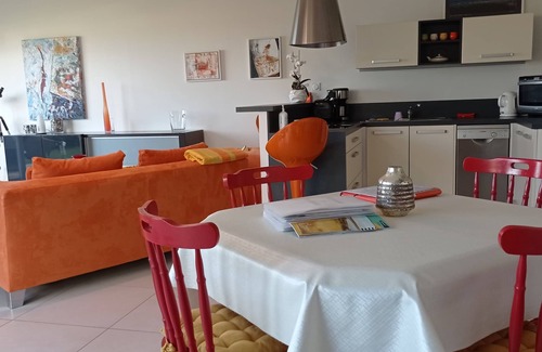 Cleder Apartamento | Una vista espectacular de este hermoso departamento frente al mar