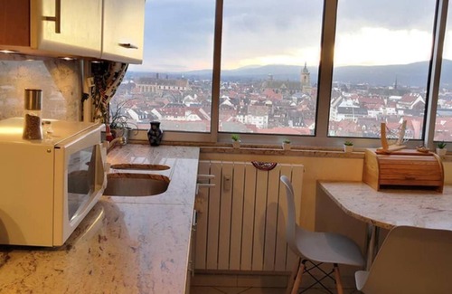 Quartier Saint-Leon Apartamento | Breathtaking view of Colmar - Beautiful 15th-floor apartment with elevator and parking space