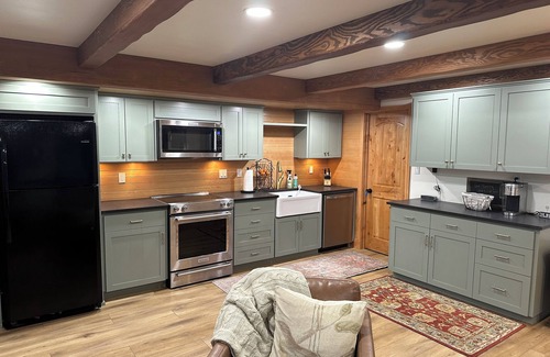 Carver Apartamento | Breathtaking views 2-bedroom guest suite: fish, ski, bike, hike, wine tasting