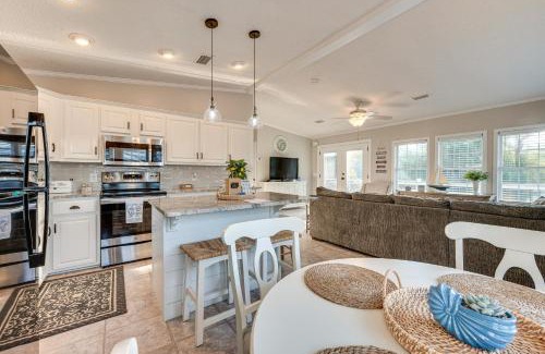 New London Casa | Breathtaking Views and Deck Badin Lake House!
