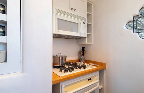 Northeast Santa Fe Casa | Breathtaking views just minutes from the Santa Fe Plaza.