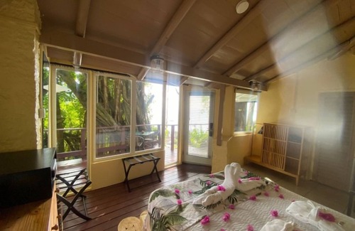 Soufriere Hotel | Breathtaking Views | Perfect Relaxing Getaway w/ Nature trails, Spa & Pool