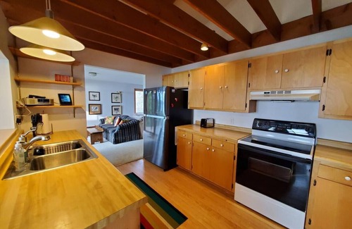 Sturgeon Bay Casa | Breathtaking views on the Bay! Waterfrontage!