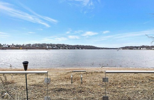 Bayville Casa | Breathtaking Waterfront house