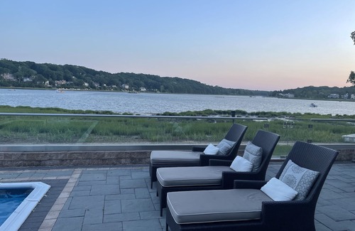 Bayville Casa | Breathtaking Waterfront house