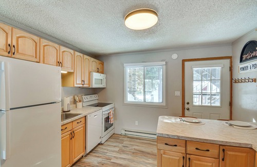Blue River Condominio | Breckenridge Area Condo w/Mountain Views