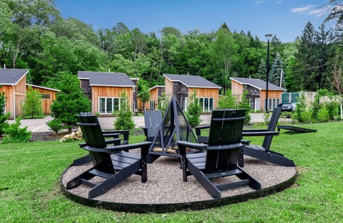 Ellicottville Casa | Breckenridge Bungalow