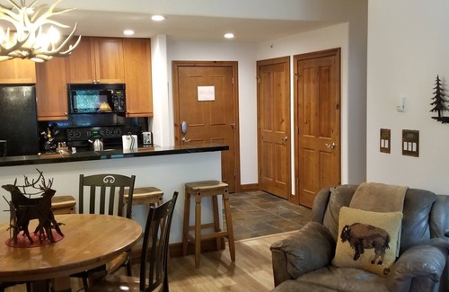 The Highlands Condominio | Breckenridge Condo en el condado de Summit!